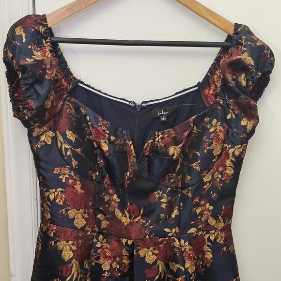 NWT Lulu's Navy Floral Wide Leg Jacquard Jumpsuit Size Lg Heritage Victorian - Picture 3 of 6